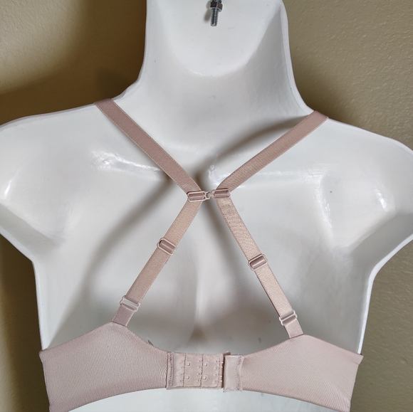 b.tempt'd Women's Future Foundation Wire Free T-Shirt Bra - Picture 6 of 7